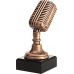 Odlévaná figurka mikrofón